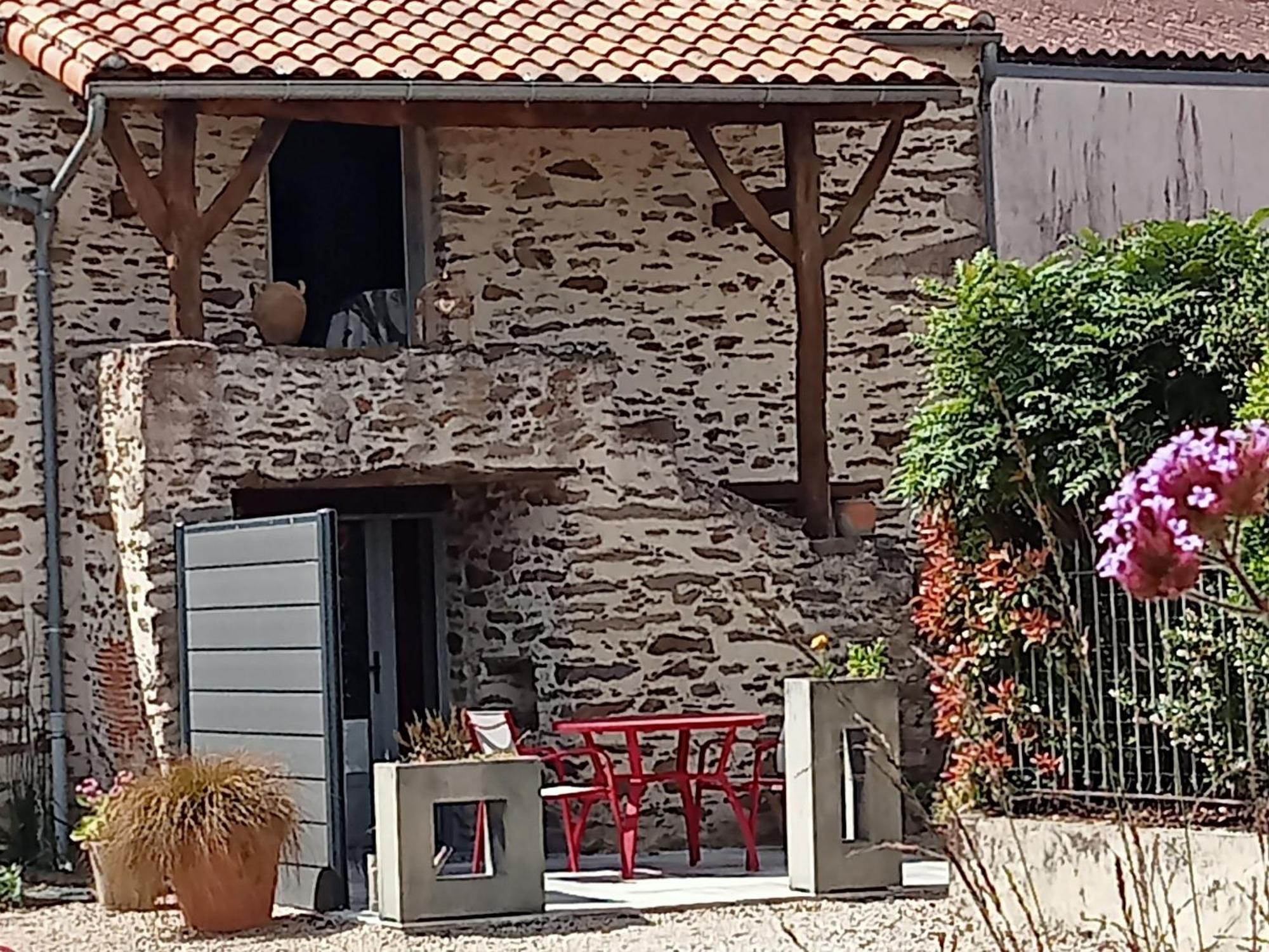 Gite De Charme Avec Velos Dans Un Village Viticole Proche Clisson Et Puy Du Fou - Fr-1-306-818 Monnieres  Kültér fotó